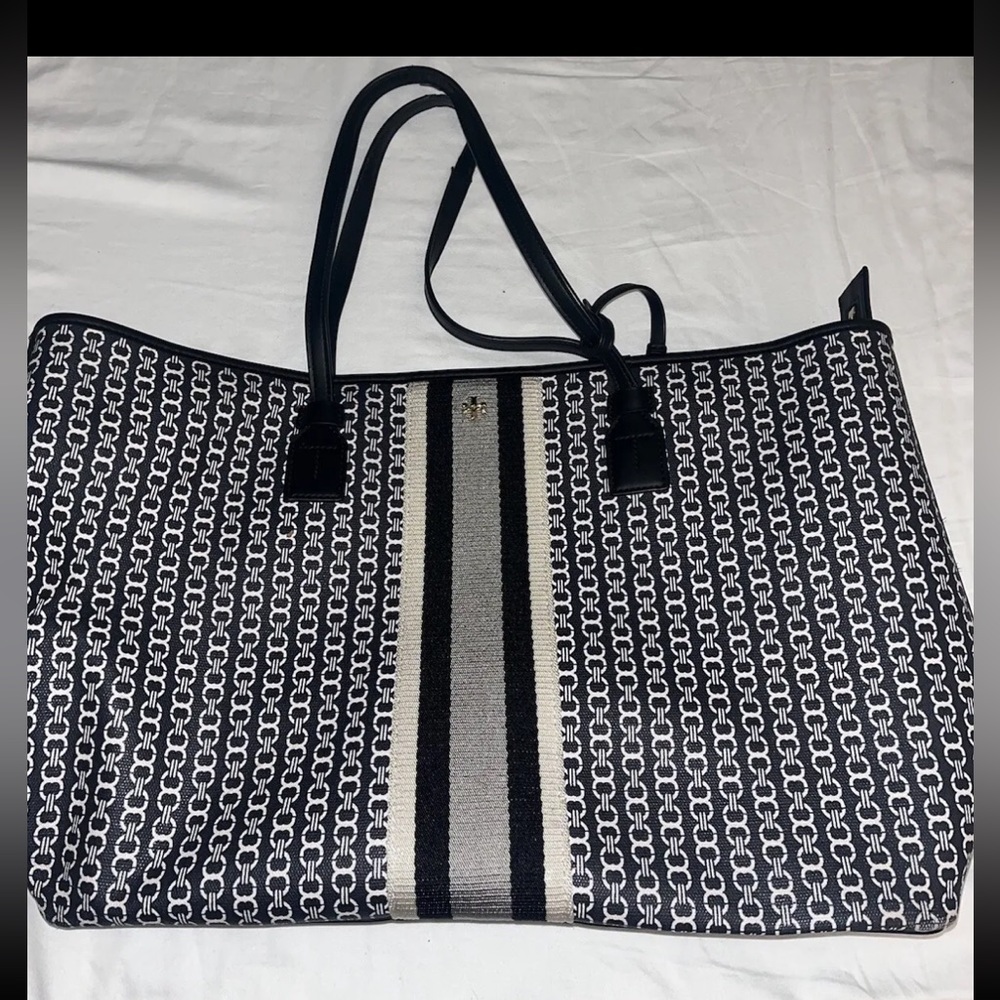 Tory Burch purse